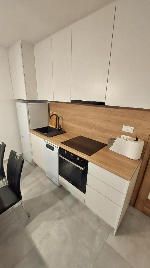 Apartman Zengg Екстериор снимка